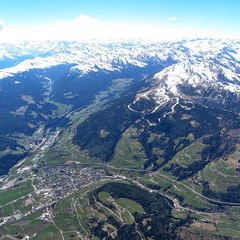 Flugwegposition um 11:32:00: Aufgenommen in der Nähe von Gemeinde Assling, Österreich in 2956 Meter